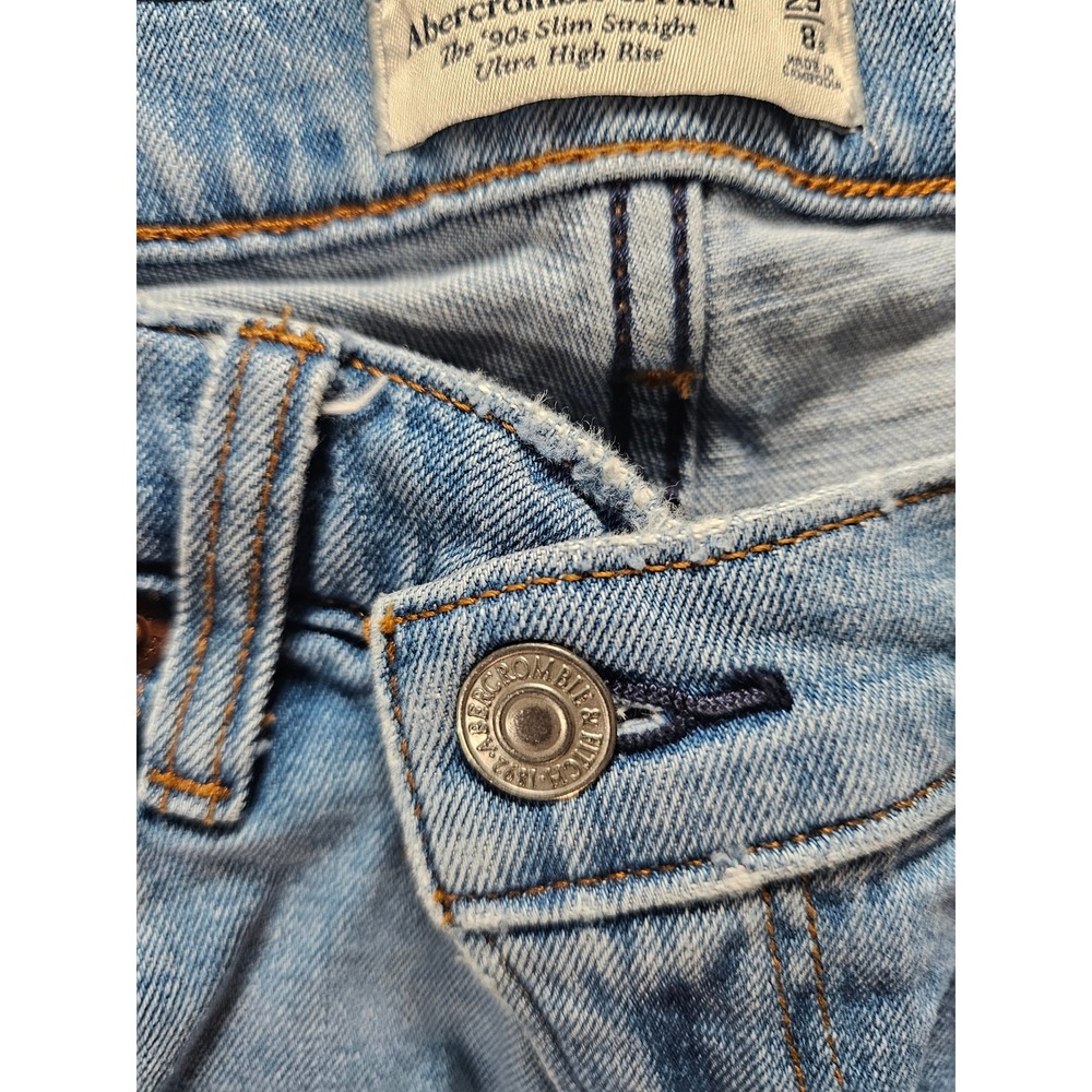 Abercrombie 90s Ultra High Rise Jeans Women 29 Slim Straight Light Wash - Picture 3 of 8